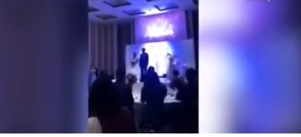 Video: Novio se venga: exhibe infidelidad de su pareja en la boda