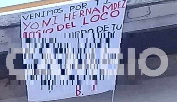Dejan Narcomanta en un Puente de Puebla