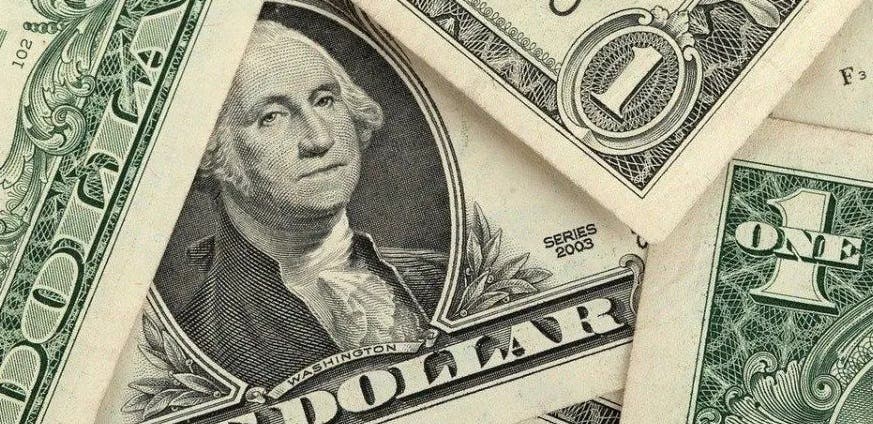 Ojo: Dólar alcanza histórico precio: 25 pesos por unidad