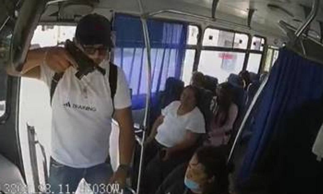 ¡QUE! En menos de 1 HORA se registran 4 asaltos a transporte público este jueves en Puebla