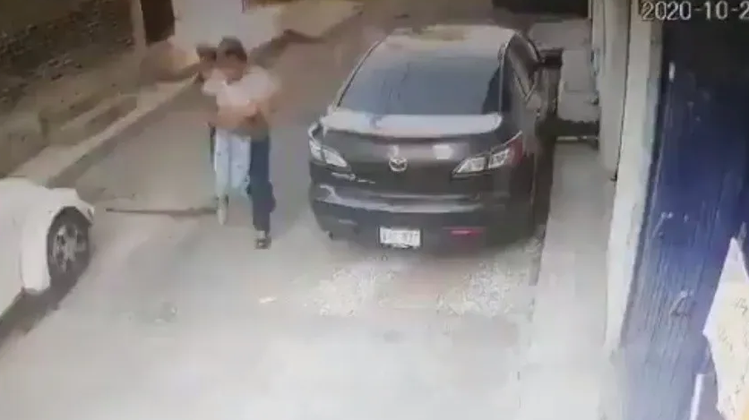 VIDEO Niño logra escapa de un secuestro
