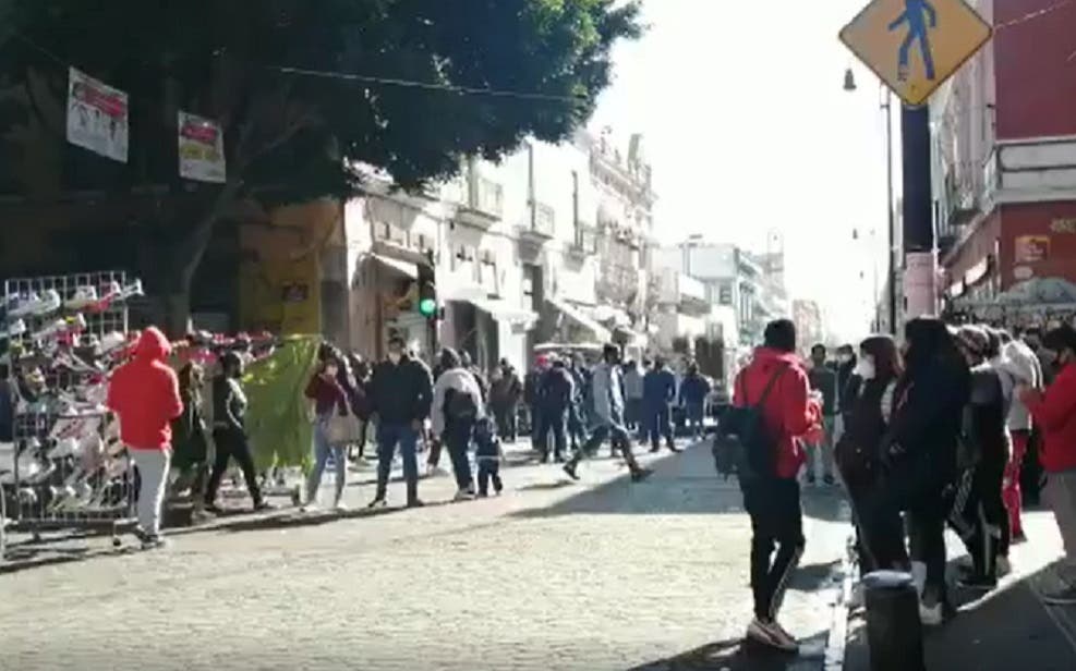 Multa de hasta 10 mil pesos o cárcel para ambulantes que no acaten nuevo ENCIERRO Total en Puebla