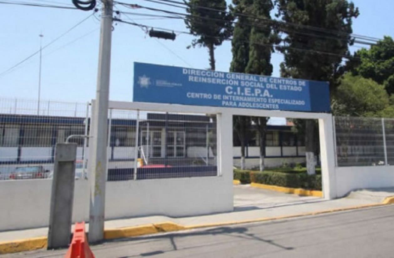 Desalojan penal de Chignahuapan por contagio masivo de coronavirus