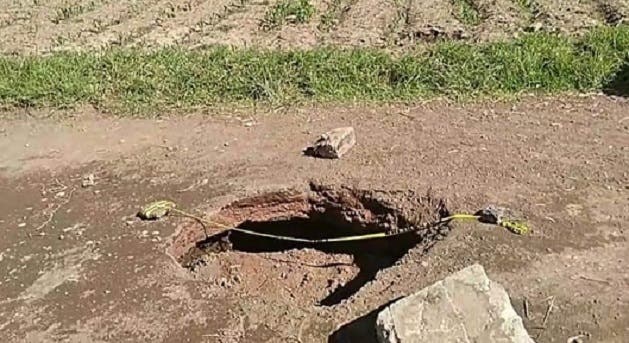 OJO: Hoyos de 6 metros del socavón, provocados por geólogos de Gasoducto Morelos