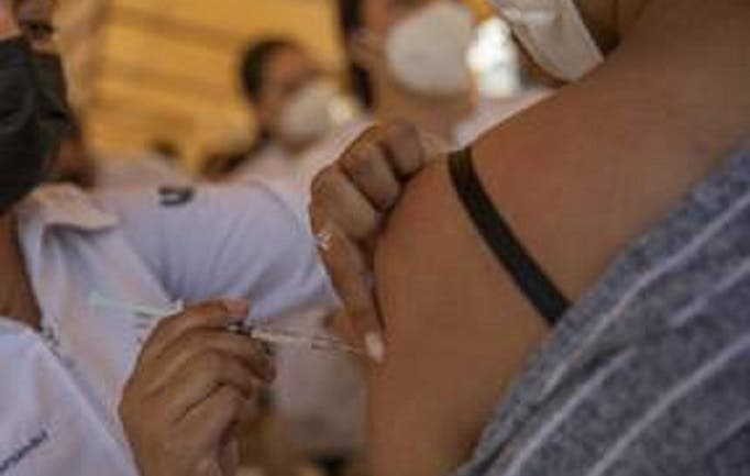 OJO En próximos días comenzará aplicación a poblanos de 40 a 49 años en Puebla capital, ya hay vacunas