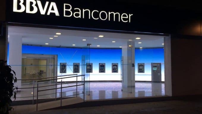 Por Fin, BBVA Bancomer restablece servicvios