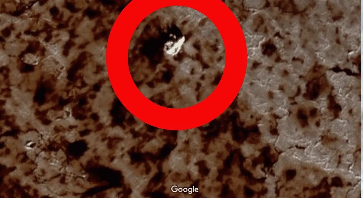 Hallan en Google Maps presunto OVNI en región remota de la Antártida ¿Qué es?