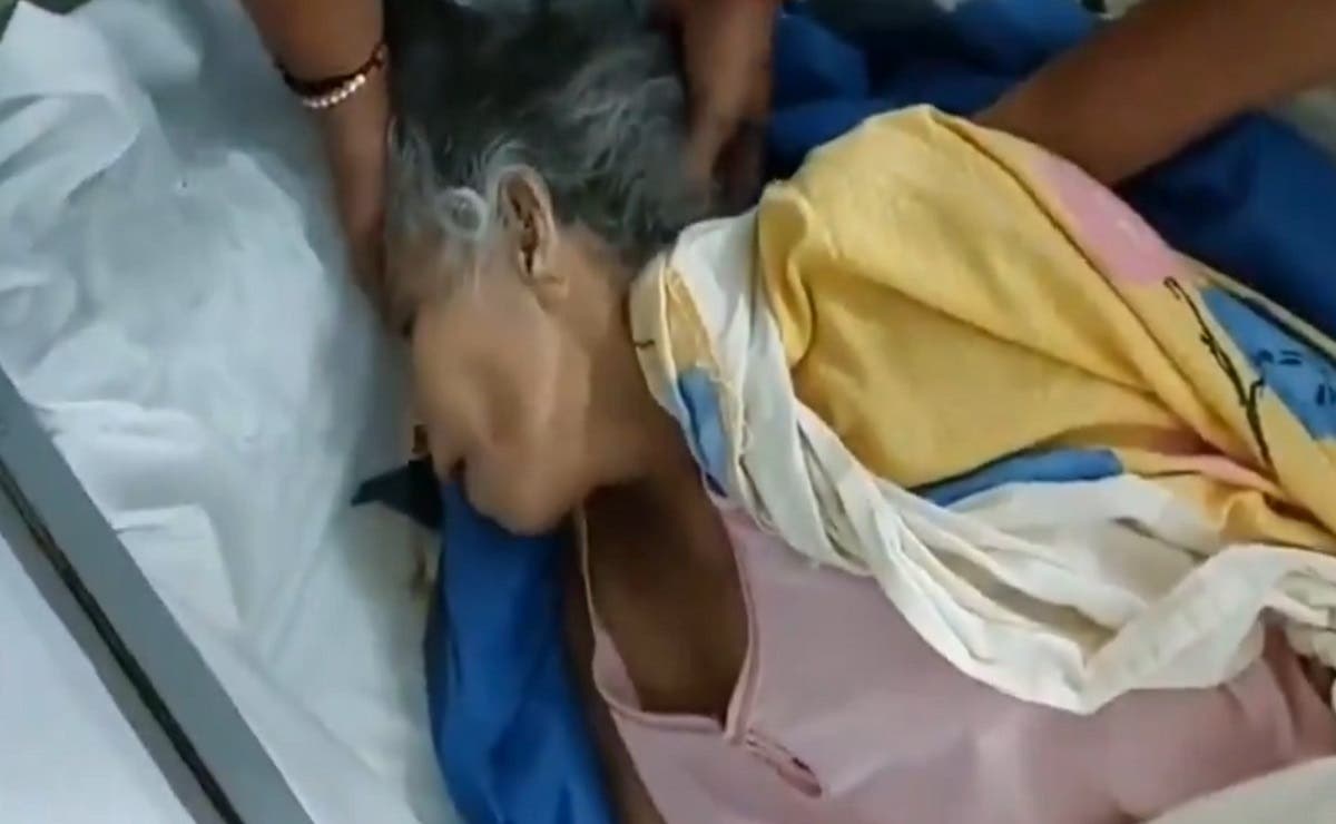 VIDEO Impactánte: Abuelita declarada muerta despierta en su funeral