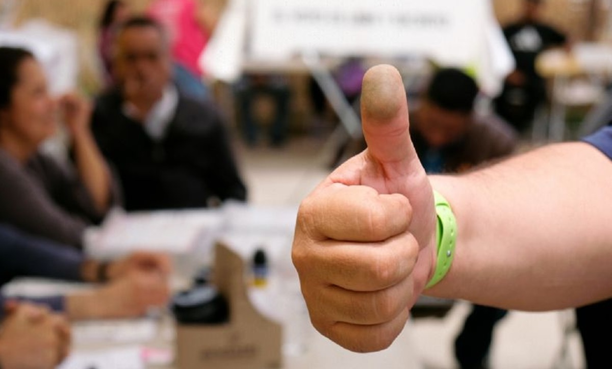 ¿Cuánto tiempo más durará la tinta indeleble en su dedo pulgar después de votar? Aquí te decimos.
