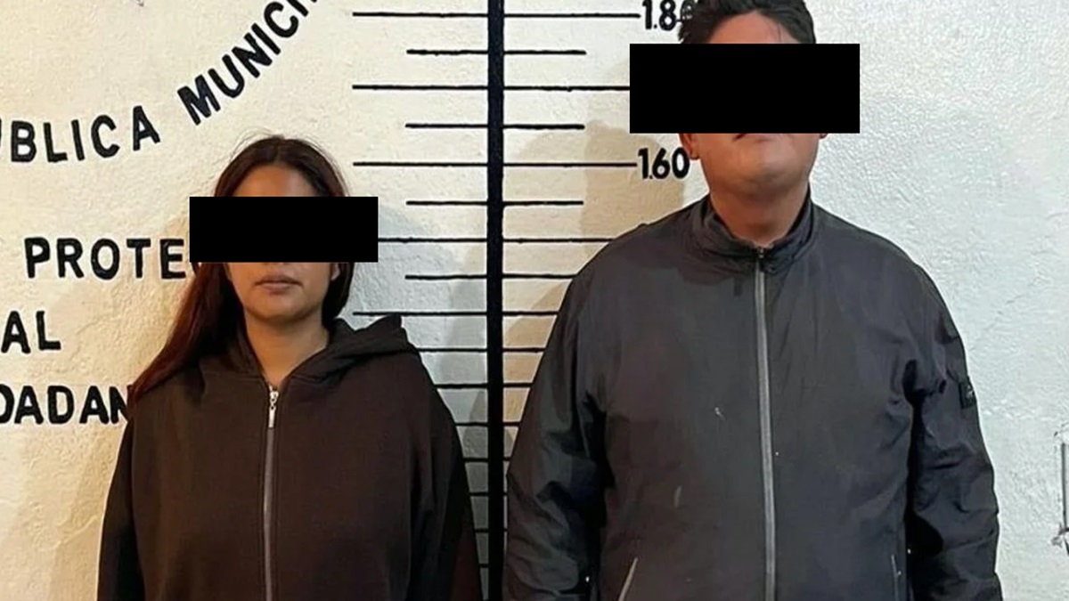Detienen a dos jóvenes por grafitear en San Pedro Cholula