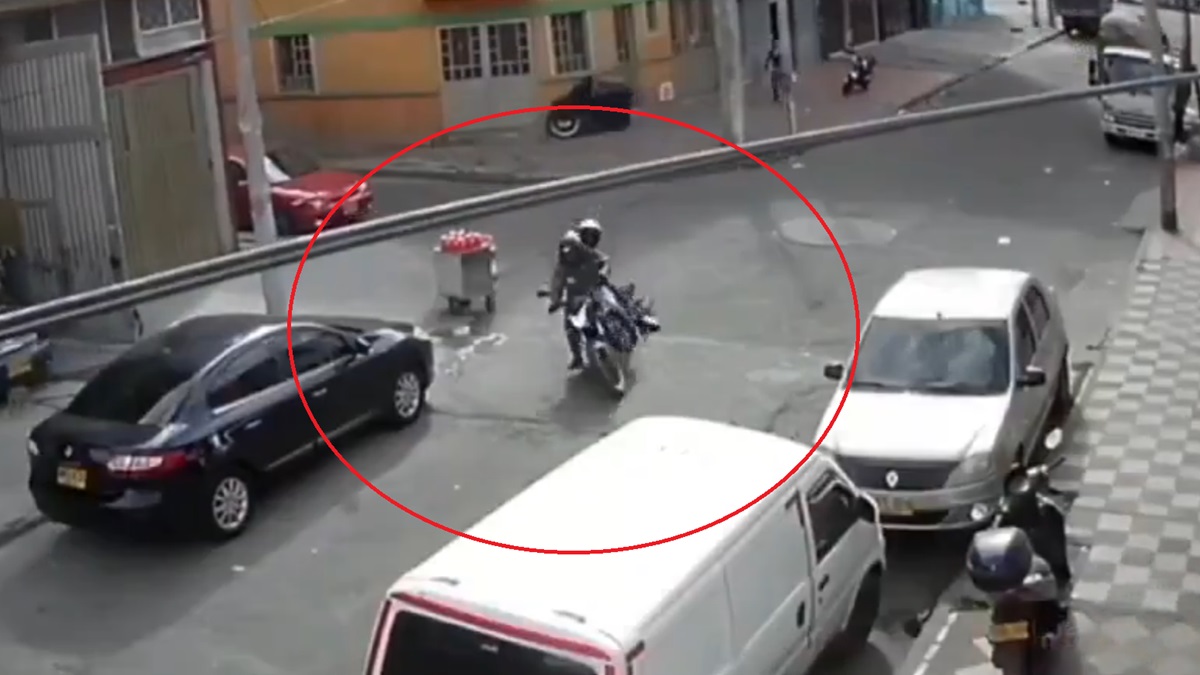 Impactante Video: Mujer Arrastrada por Motociclistas Criminales en Asalto Brutal