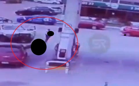 Filtran VIDEO de ex pareja enfrentado a la policía tras dispararle a su ex pareja en gasolinera de Puebla