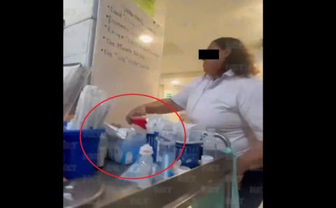 ¡Caos en el IMSS! Enfermera lanza jeringas usadas en pleno hospital a sus compañeros en medio de una pelea
