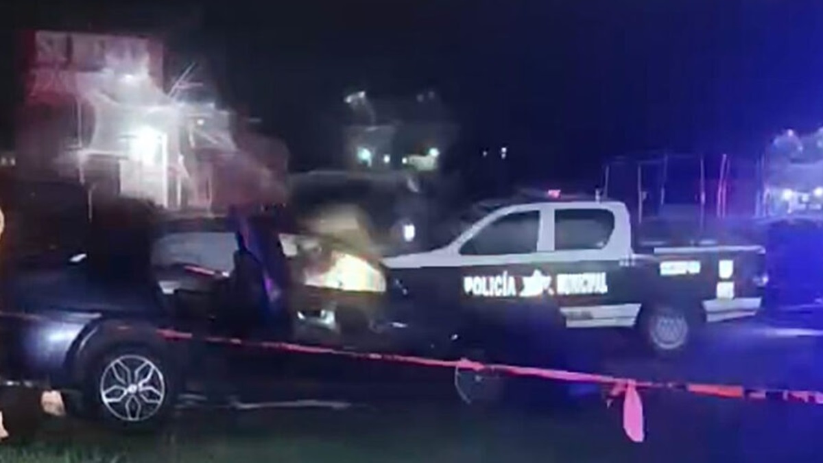 ¡Tragedia en la Tehuacán-Orizaba! Joven muere prensado tras brutal choque con tráiler