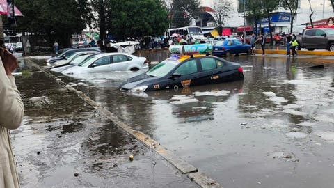 Milton se convierte en huracán categoría 3 y amenaza con intensas lluvias en Puebla y el sureste del país