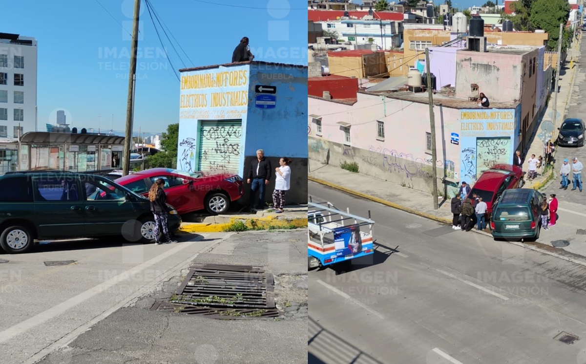 ¡Choque entre auto y una camioneta frente a paradero de RUTA en el bulevar Atlixco!
