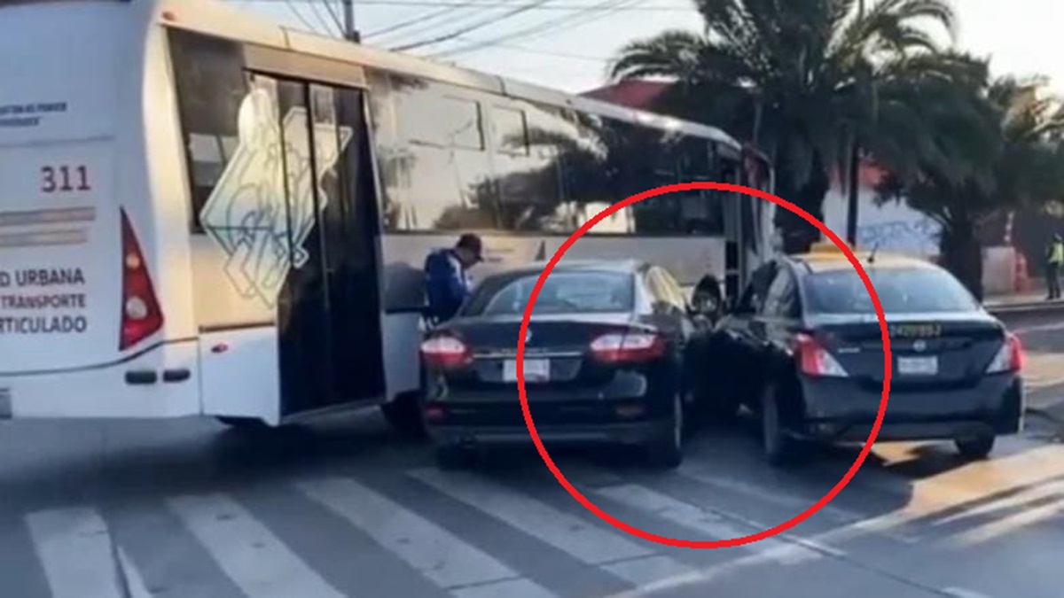 ¡Caos en la 11 Sur! Automovilistas chocan por cambios en la RUTA