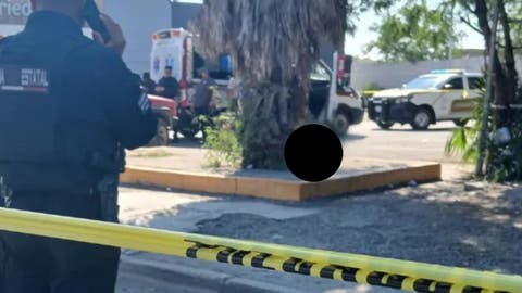 Tragedia: Abuelito fallece mientras esperaba a su esposa durante trámite de Pensión del Bienestar