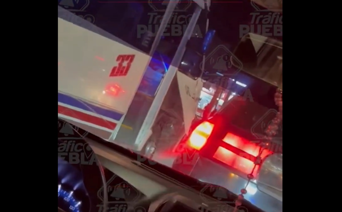¡Fuerte choque de Ruta 33 y un auto particular en Avenida 16 de Septiembre y Las Torres!