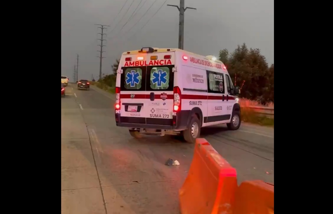 Una mujer motociclista perdió la vida tras ser embestida por un tráiler que se dio a la fuga en Periférico Ecológico