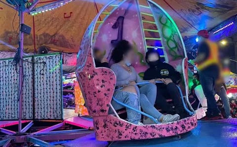 Tragedia en la feria: Joven muere tras salir proyectado de las tazas giratorias