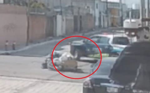 ¡Indignante! Policía de Puebla atropella a gatito y se da a la fuga en Loma Encantada