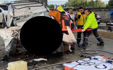 VIDEO Grave accidente en la México-Puebla deja tres lesionados, uno prensado