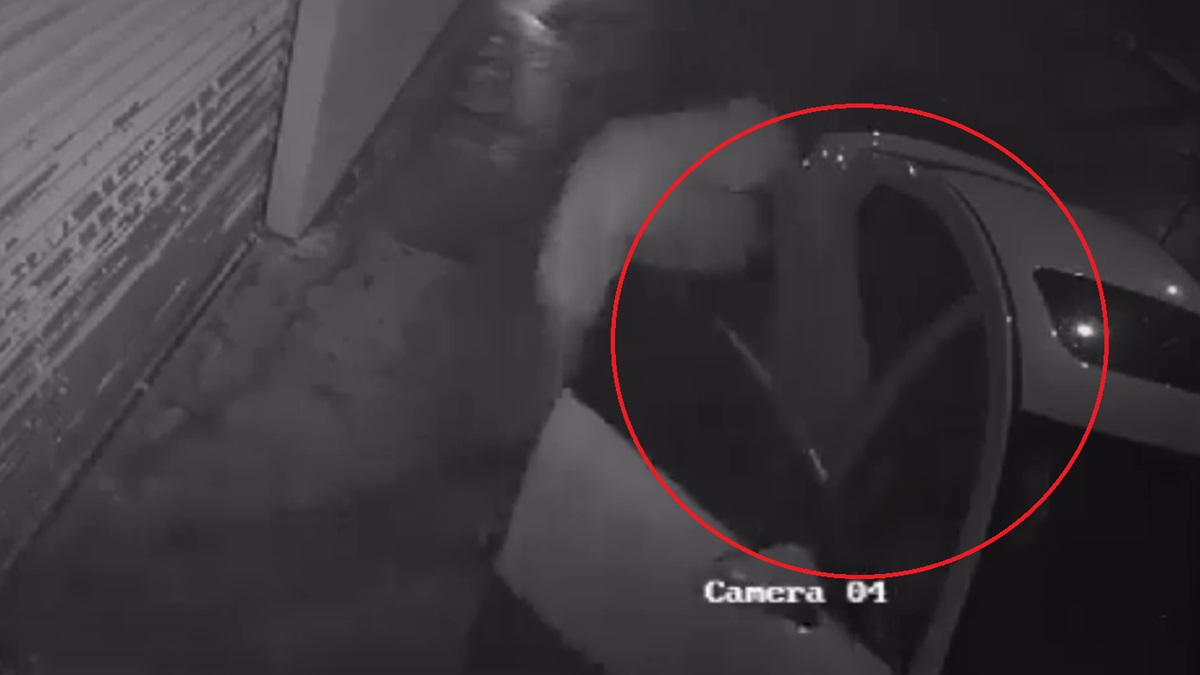¡Terror en Plaza Loreto! Pareja asaltada al interior de su vehículo