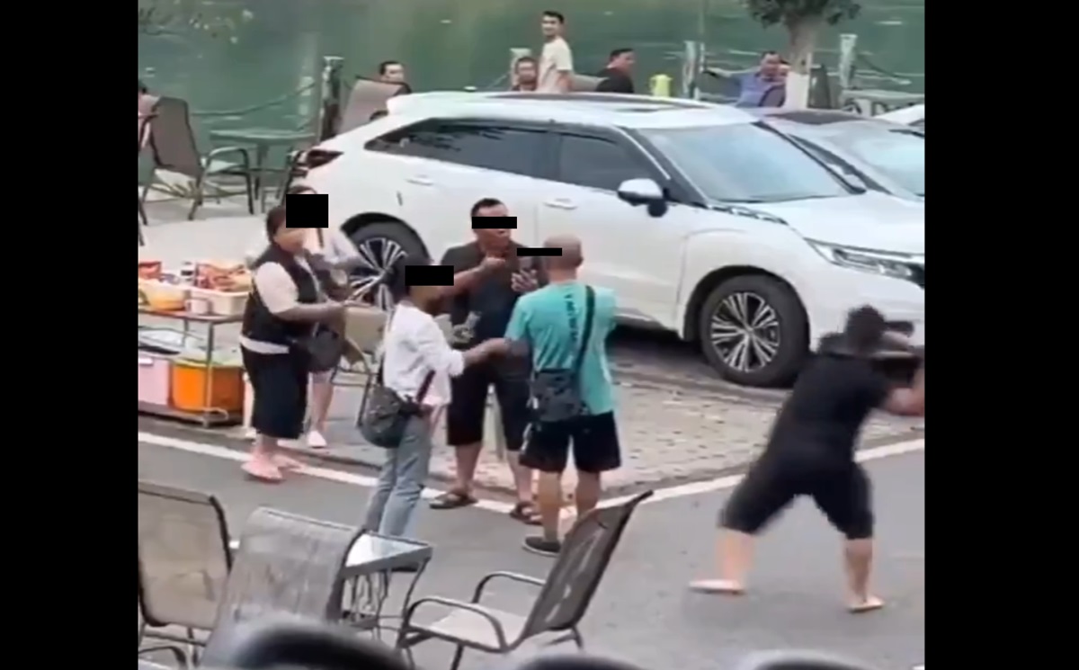 ¡Turistas se niegan a pagar porque “la fruta no estaba dulce” y termina en golpiza!