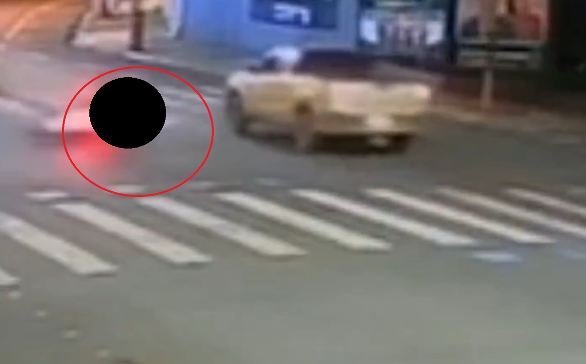 Tragedia en dos ruedas: Estudiante muere al volcar una camioneta tras brutal impacto con su motocicleta