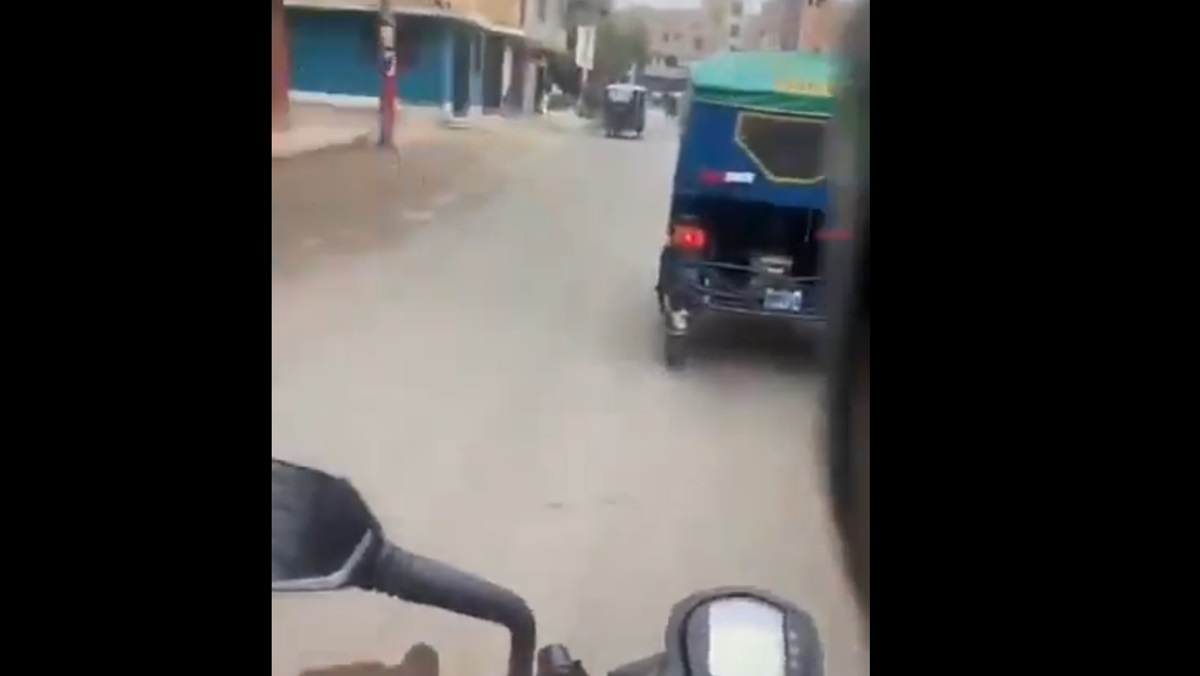 FUERTE Video ¡BRUTAL! Sicarios asesinan a mototaxista y lo graban todo
