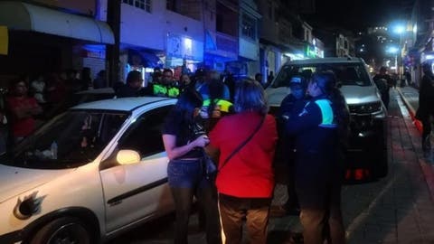 ¡De película! Persecución policiaca en Tecamachalco termina en aparatoso choque