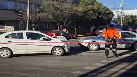 FUERTE Choque en la 23 Poniente y 9 Su deja dos mujeres lesionadas, una se habría pasado un semáforo en rojo