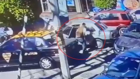 ¡Robo a plena luz del día! Sujetos se llevan un Tsuru en la colonia Joaquín Colombres