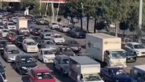 ¡Caos total en la Vía Atlixcáyotl! Obras generan tráfico interminable (VIDEO)