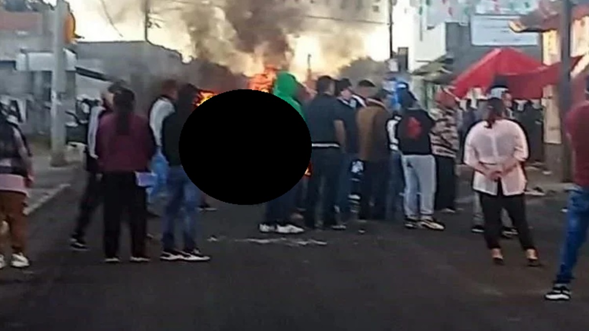 FUERTE VIDEO: Pobladores linchan y queman vivos a cuatro presuntos extorsionadores