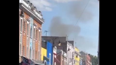 ¡Fuego en pleno Centro! Se incendia casona junto a la Plaza de la Tecnología (VIDEO)