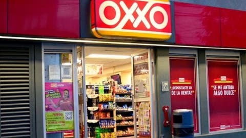 ¡Como en película! Delincuente armado asalta tres Oxxo’s en minutos en la zona de El Mirador en Puebla