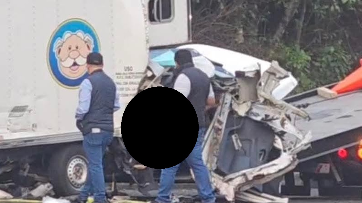 Tragedia en la México-Tuxpan: Muere conductor de Farmacias Similares en brutal choque