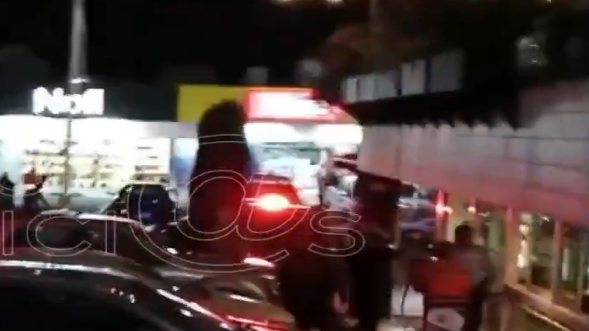 VIDEO Impactante Asalto en Mi Viejo Café: Ladrones Retenidos por Clientes en Puebla