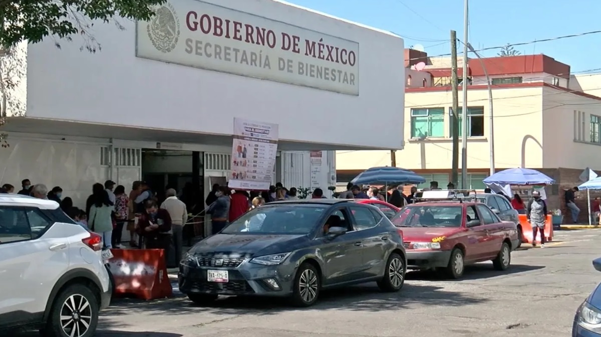 ¡Atención! Pensión Bienestar: Si Tu Apellido Comienza con Estas Letras, Recibirás 6,200 Pesos el 10 de Enero