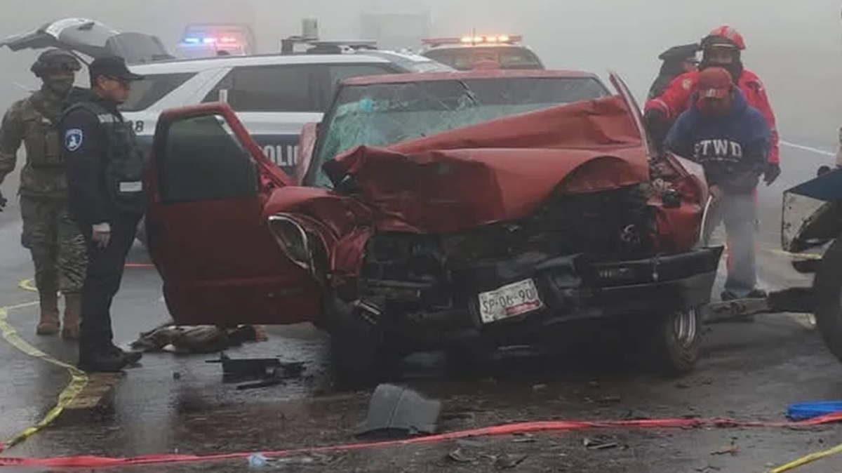 Conductor muere prensado tras accidente provocado por densa neblina en la Virreyes-Teziutlán
