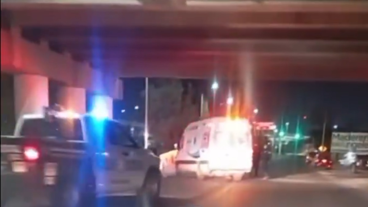 Domingo de Tragedia en el Periférico: Hombre que viajaba en su triciclo muere atropellado por un automovilista en Tlaxcalancingo