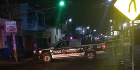 Violento asalto en Tepeaca: tres hombres baleados mientras iban al tianguis