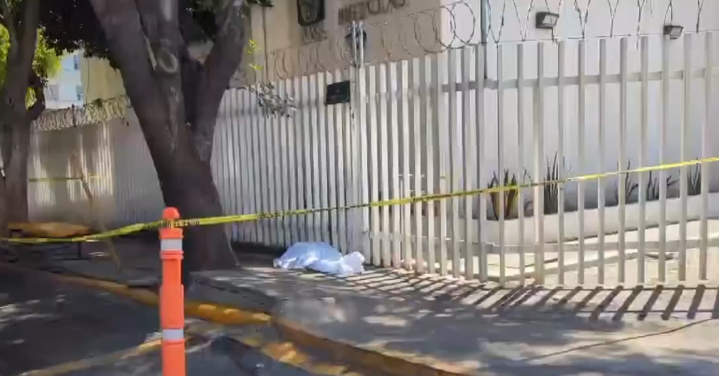 Lunes de tragedia: Abuelito pierde la vida tras salir de consulta en el IMSS San José