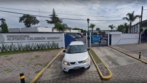 ¡Violento asalto a estudiantes de la prepa Calderón BUAP en Colonia Joaquín Colombres!