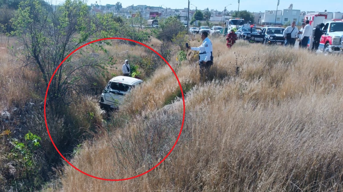 Accidente en el Periférico Ecológico: Auto Sale Volando a la altura de El Batán
