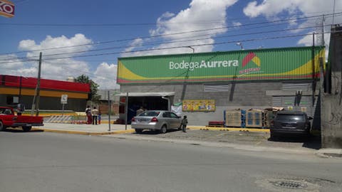 Ladrones roban tienda Aurrera en Puebla… y solo se llevan monedas