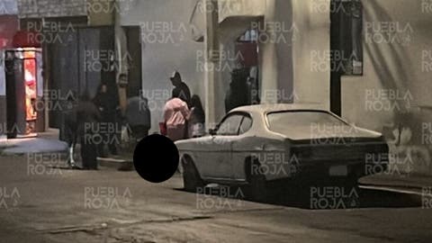 ¡Indignante! Abandonan a joven de 17 años drogada en calles de Puebla; vecinos la rescataron