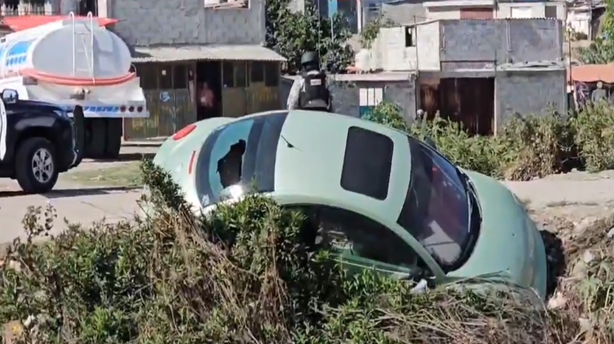 Miércoles de terror en Puebla: Conductor baleado cae a un barranco y atropella a una niña en colonia Jorge Murad